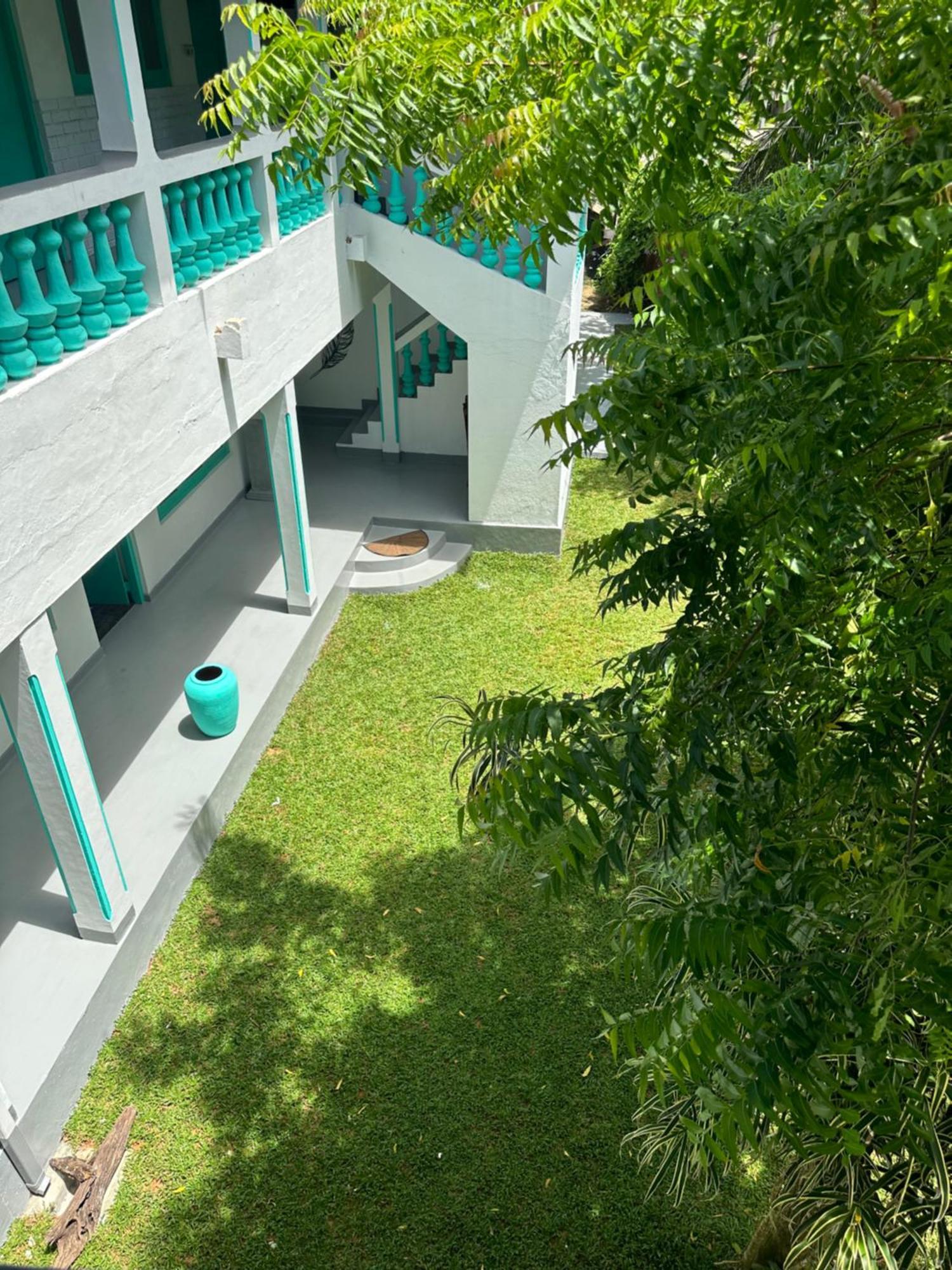 Villa 47 ヒッカドゥワ エクステリア 写真