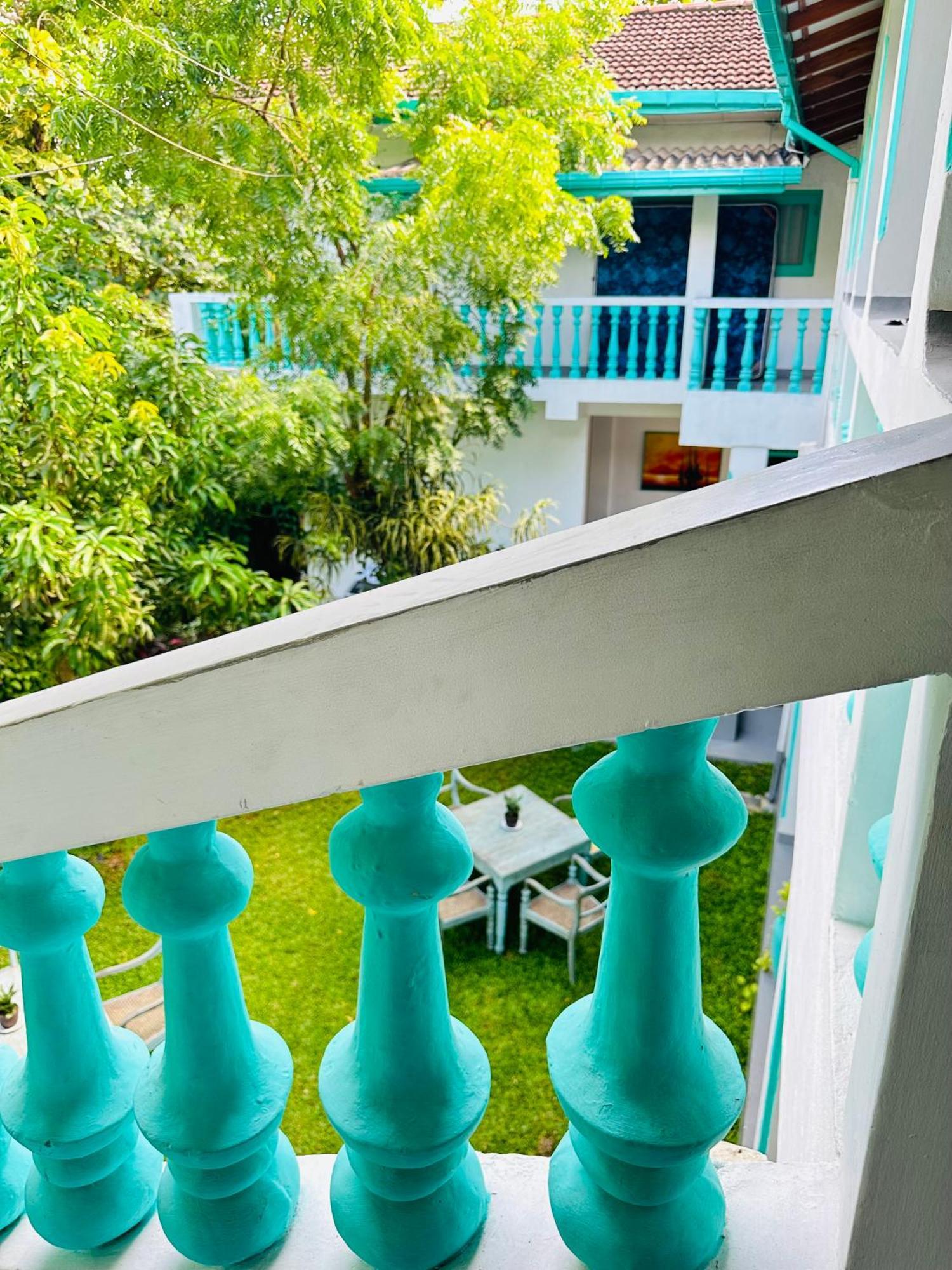 Villa 47 ヒッカドゥワ エクステリア 写真