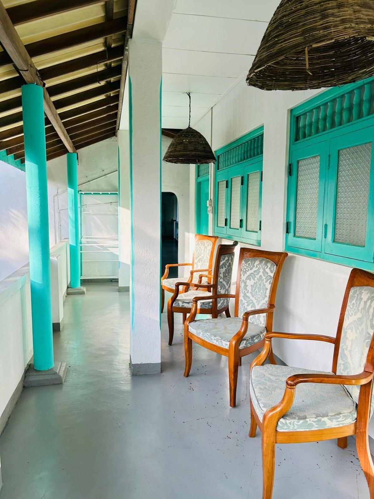 Villa 47 ヒッカドゥワ エクステリア 写真